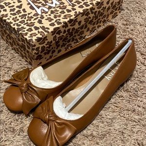 NEW real leather made in Spain bow flats